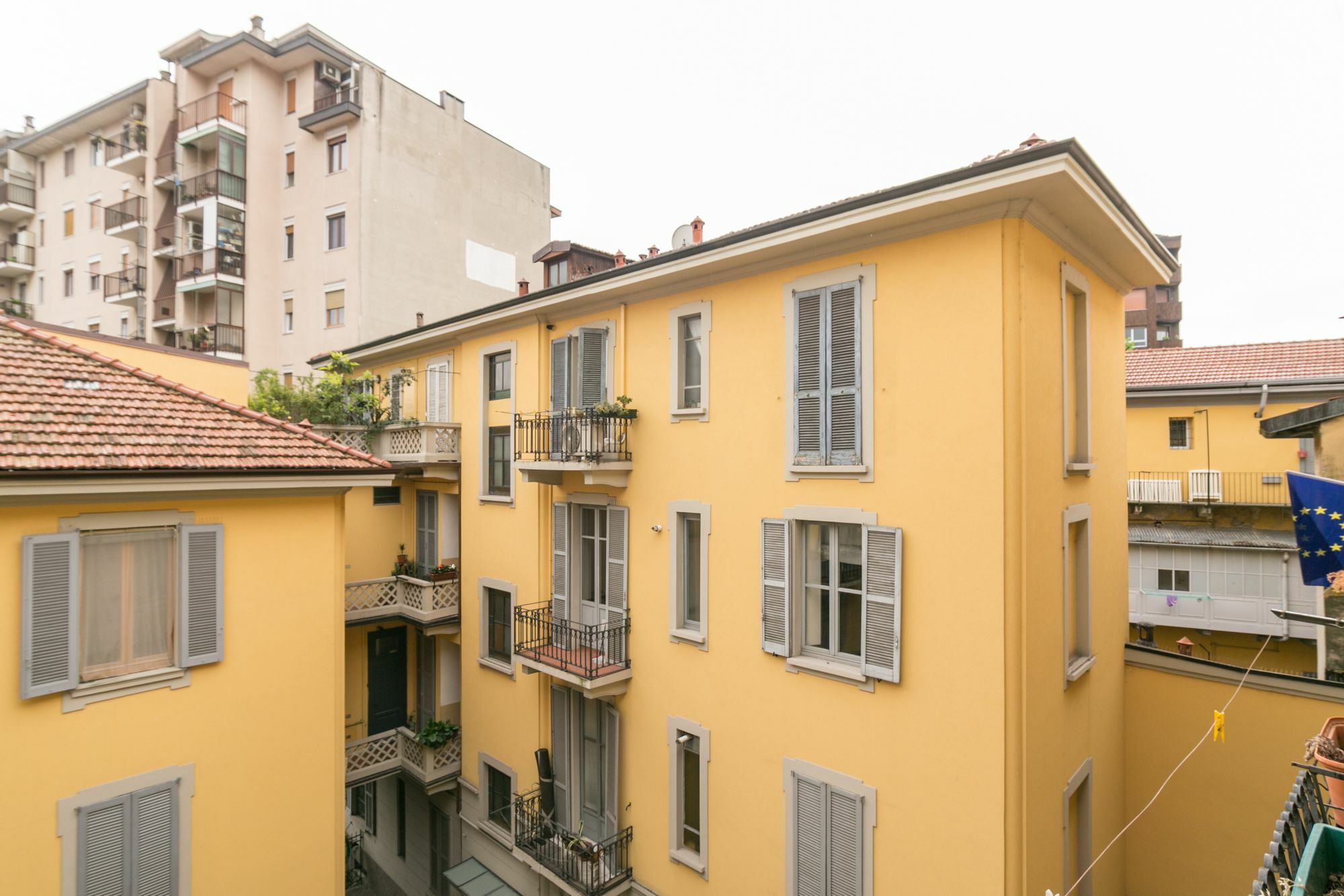 Pit Stop Navigli Milan Exterior photo
